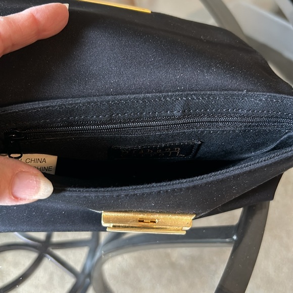 Small black purse with shoulder strap polyester, New never used - Picture 2 of 3